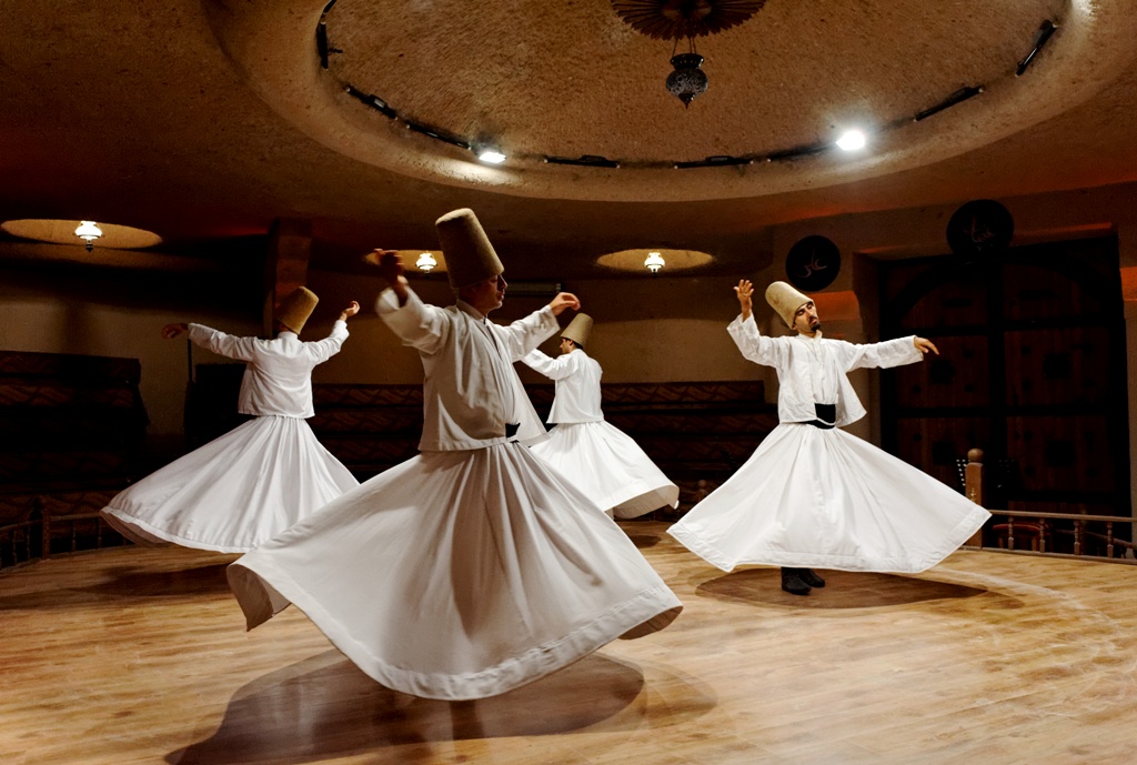 Turquie - Derviches Tourneurs -  Cappadoce (Kapadokya)